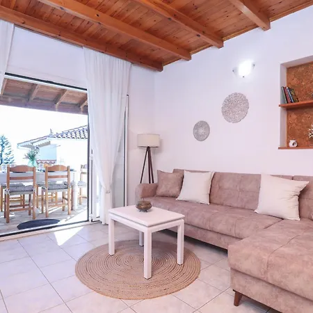 Euterpe's House Corfu * バルバティ